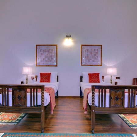 WelcomHeritage Shivavilas Palace, HAMPI Hospet Exterior foto