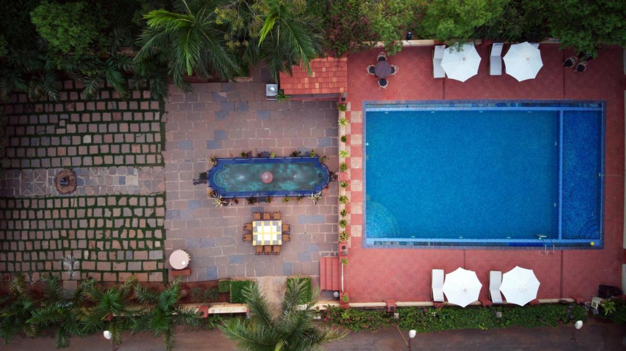 WelcomHeritage Shivavilas Palace, HAMPI Hospet Exterior foto