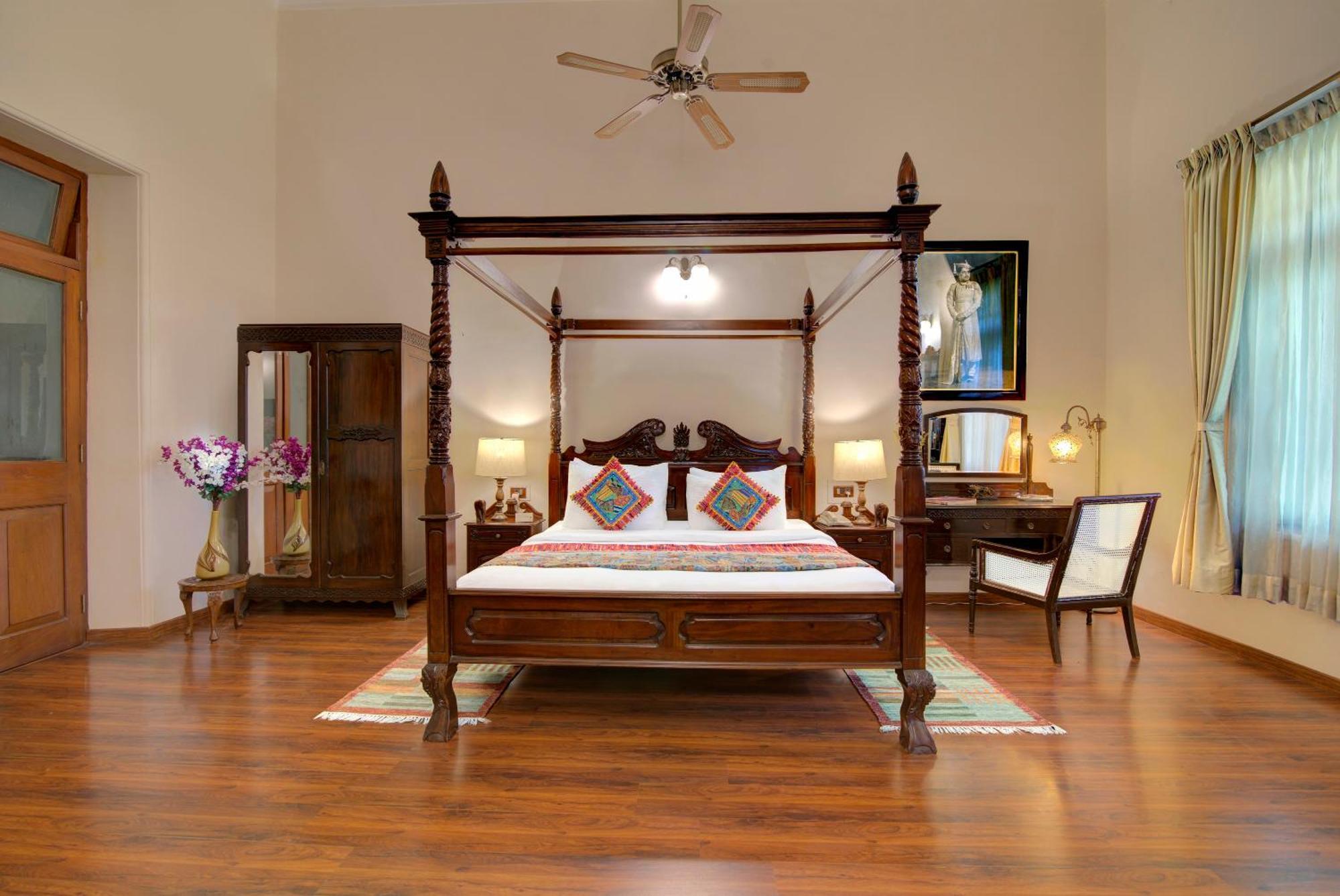 WelcomHeritage Shivavilas Palace, HAMPI Hospet Exterior foto