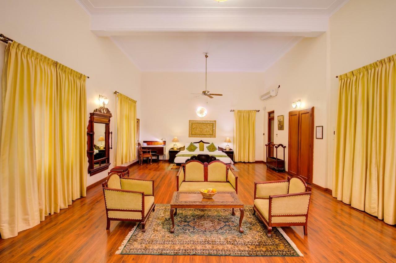WelcomHeritage Shivavilas Palace, HAMPI Hospet Exterior foto