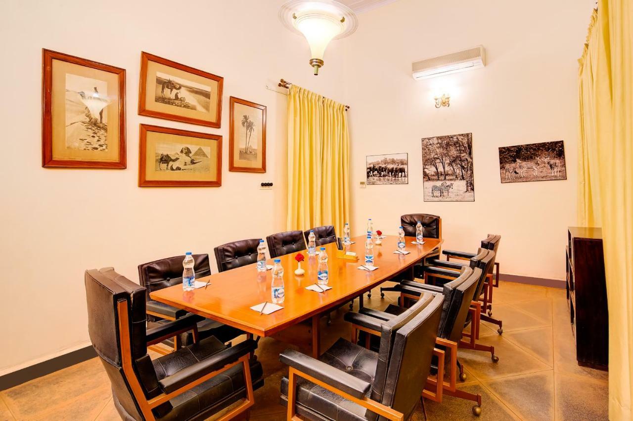 WelcomHeritage Shivavilas Palace, HAMPI Hospet Exterior foto