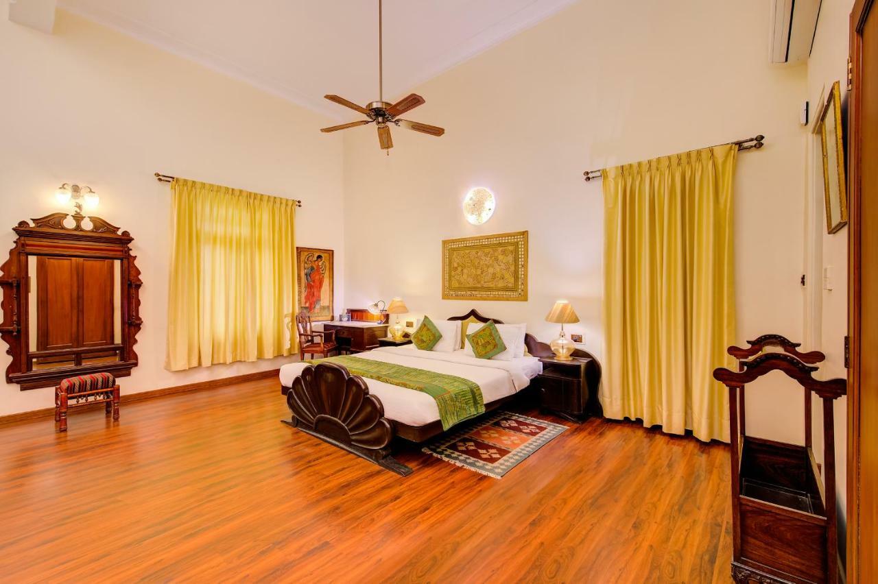 WelcomHeritage Shivavilas Palace, HAMPI Hospet Exterior foto